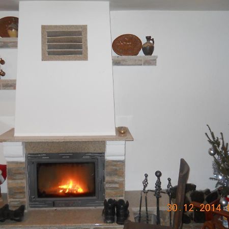 Ferienwohnung La Curtea Argeseana Valea Iasului Exterior foto