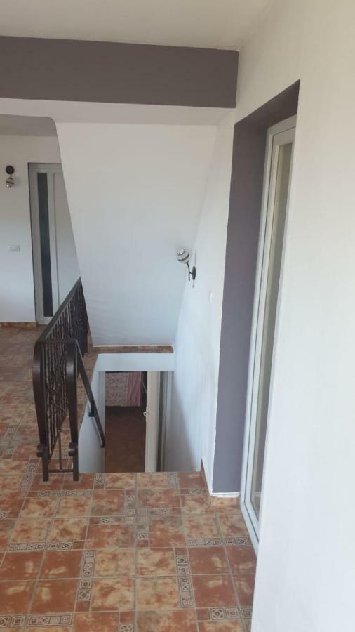 Ferienwohnung La Curtea Argeseana Valea Iasului Exterior foto